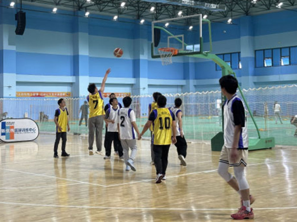 ���ľ���չ�L(f��ng)�����y��ͬ�й����L